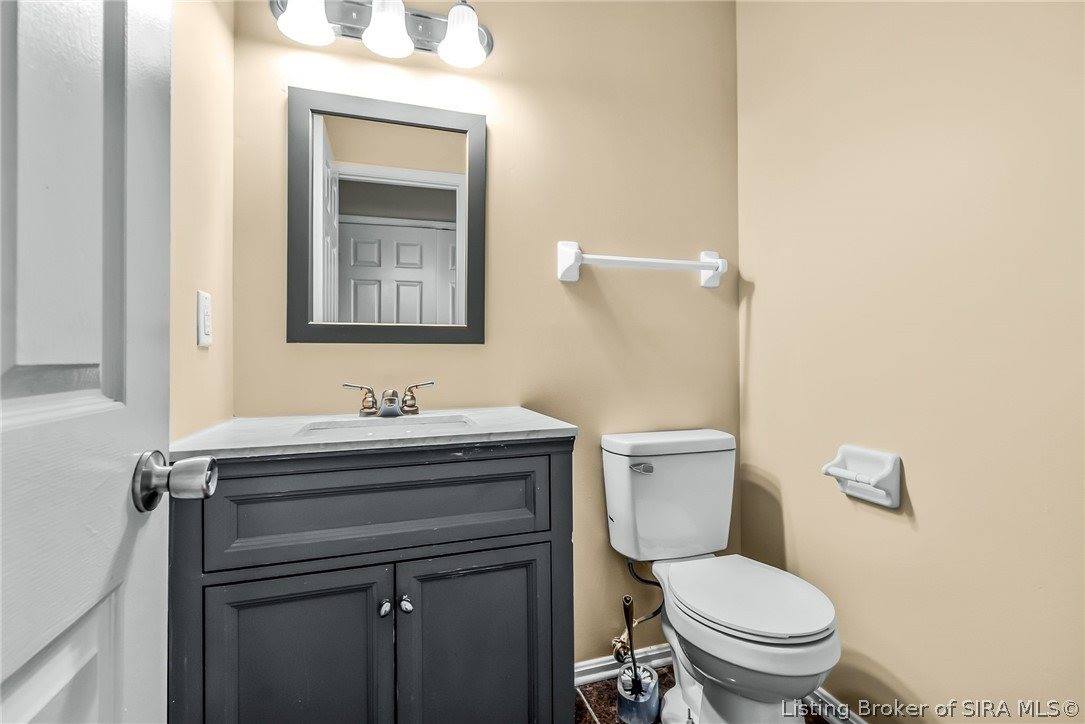 2201 Glenn Abbey, Jeffersonville, IN 47130