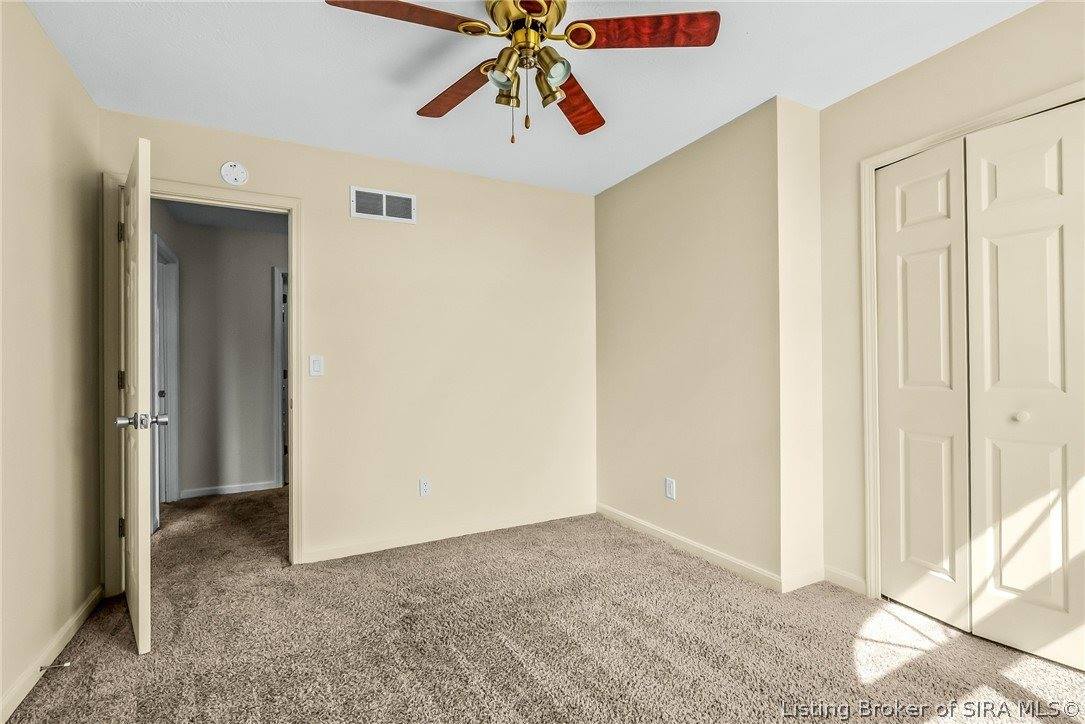 2201 Glenn Abbey, Jeffersonville, IN 47130