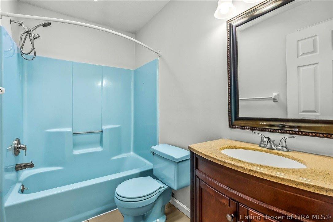 2201 Glenn Abbey, Jeffersonville, IN 47130