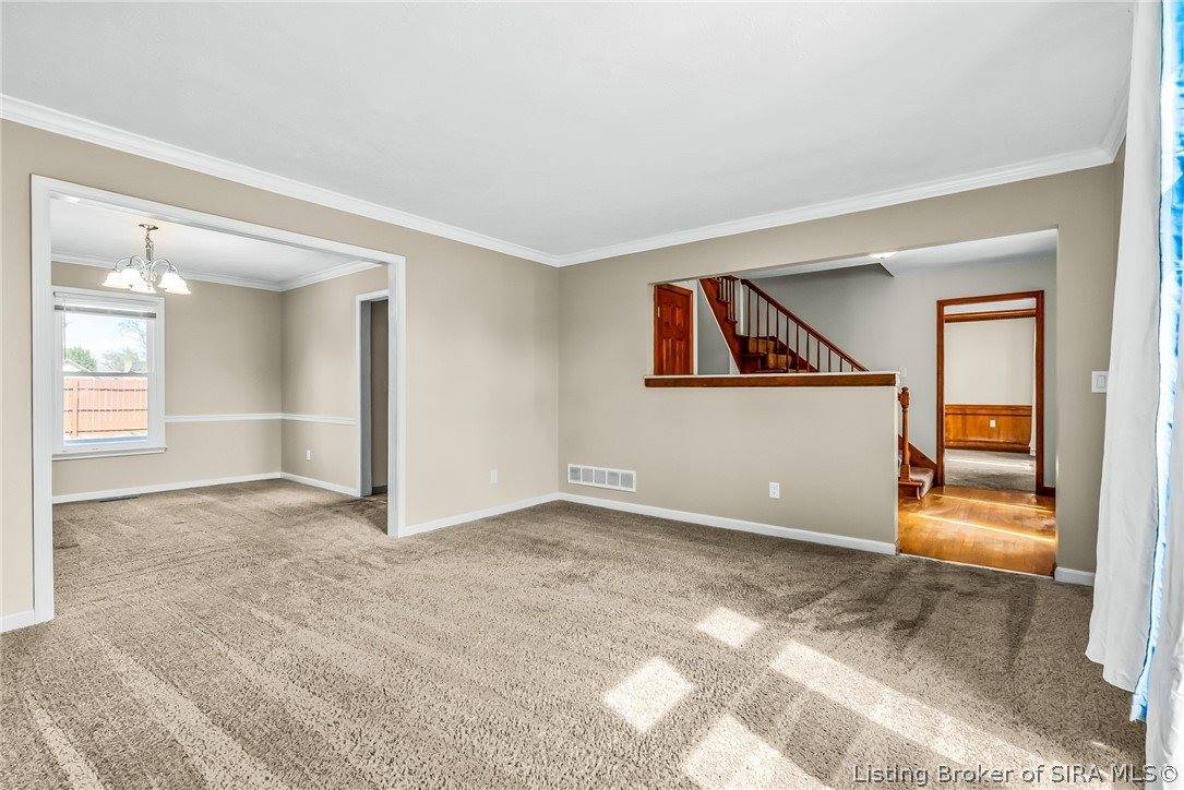 2201 Glenn Abbey, Jeffersonville, IN 47130