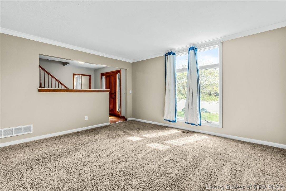 2201 Glenn Abbey, Jeffersonville, IN 47130