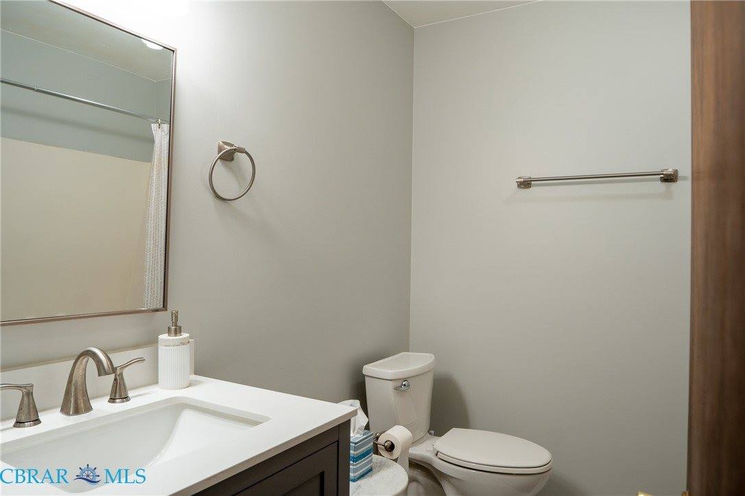 8 Redcedar Way, Newport News, VA 23608