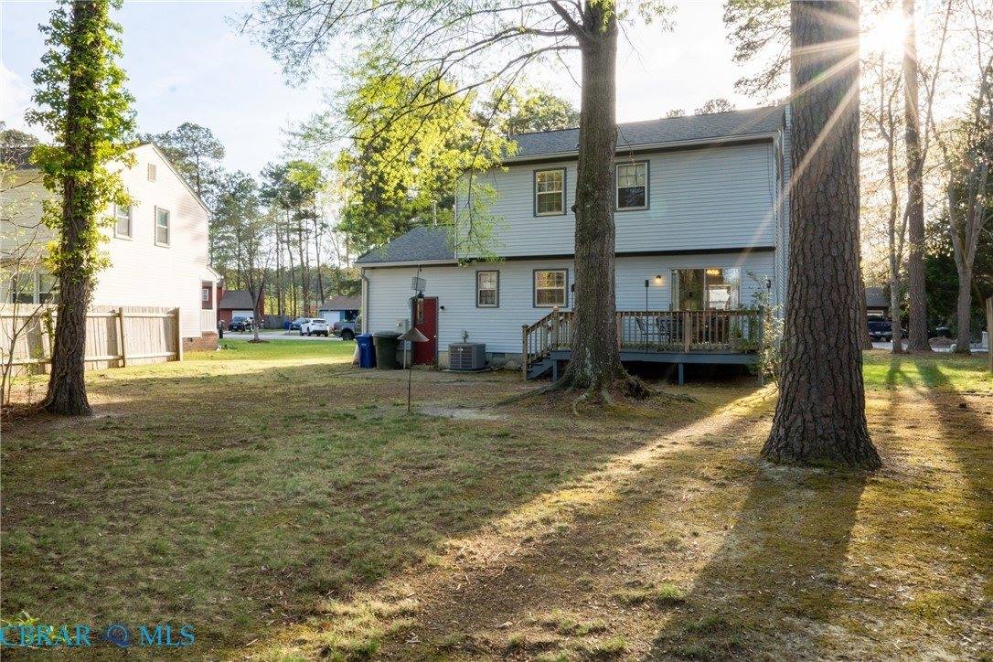 8 Redcedar Way, Newport News, VA 23608