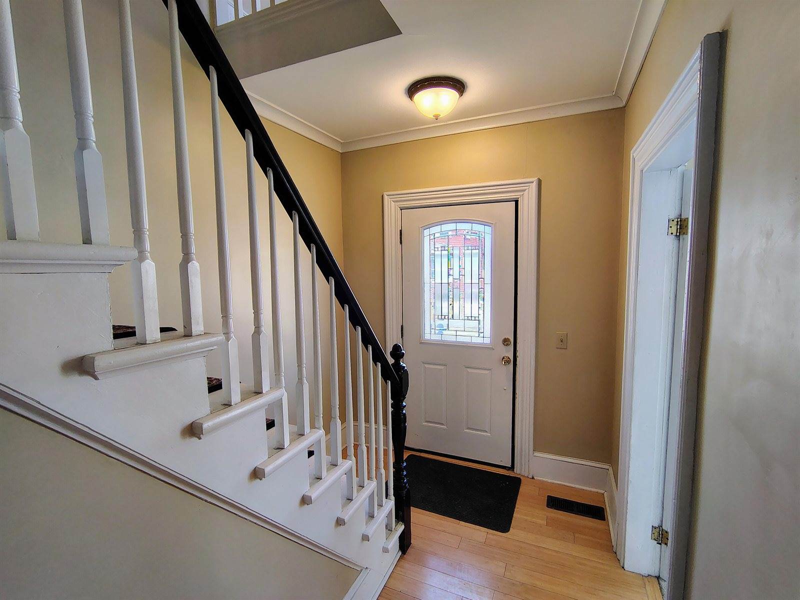 60 West Street, Bangor, ME 04401