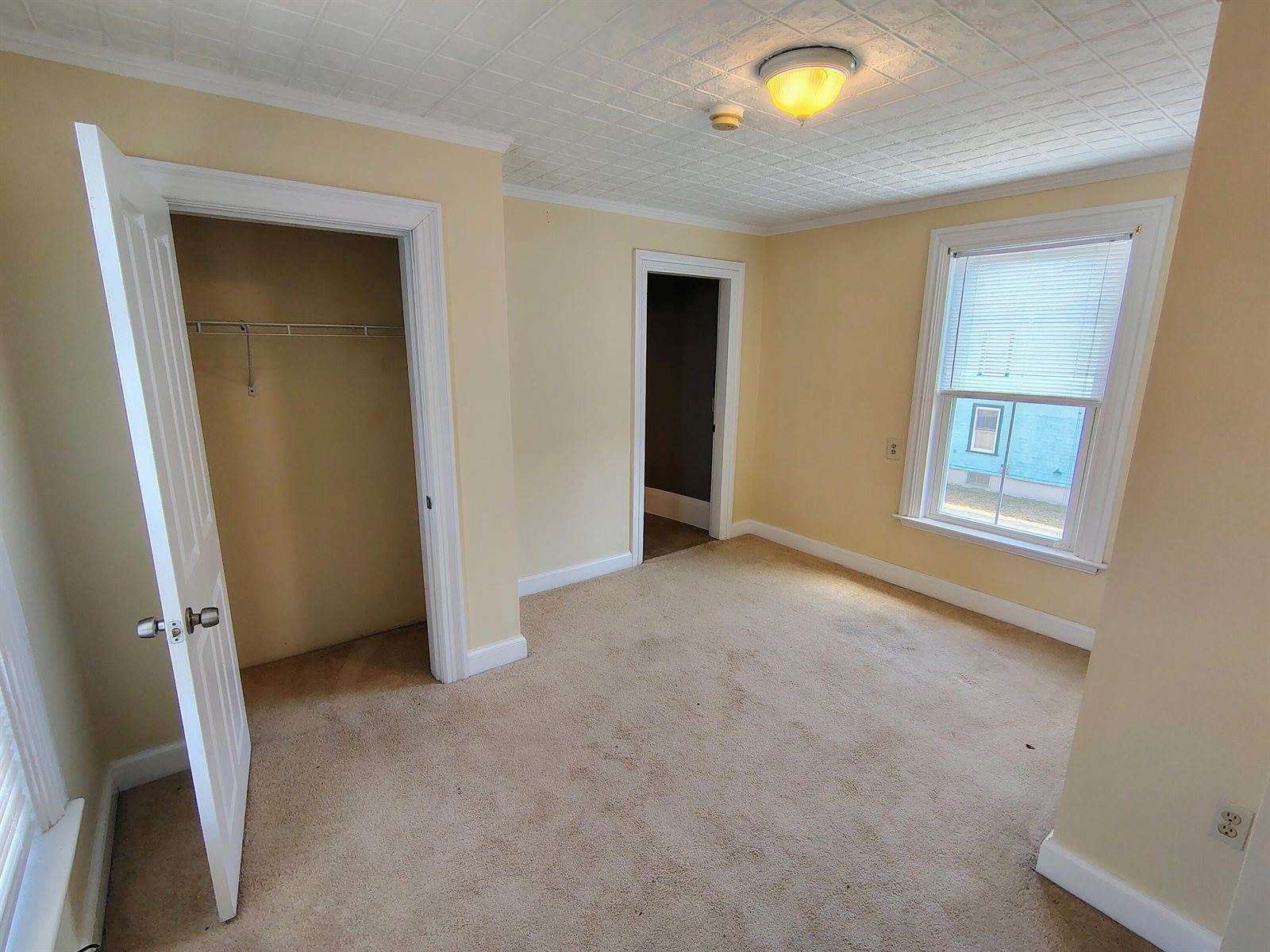 60 West Street, Bangor, ME 04401