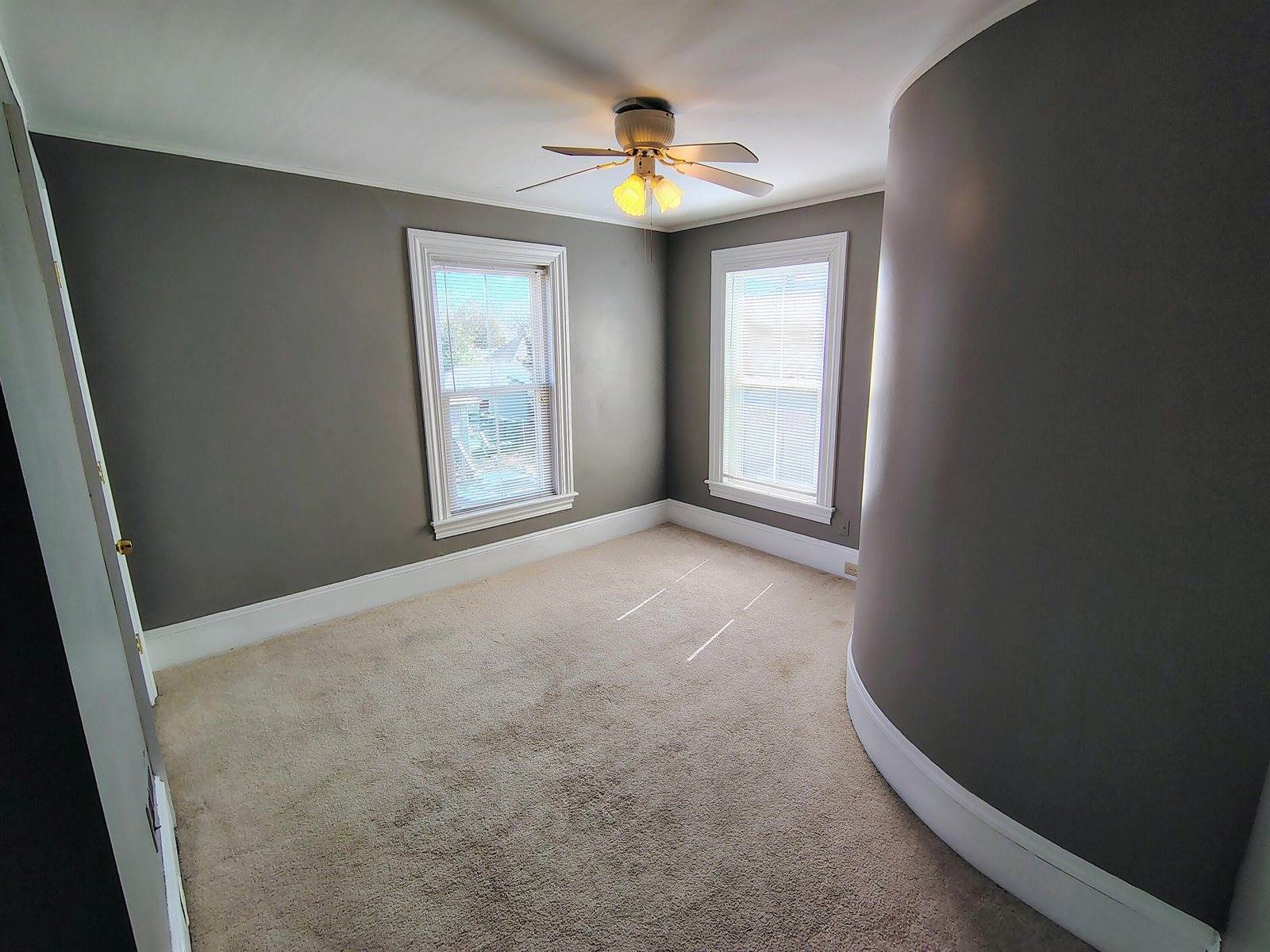 60 West Street, Bangor, ME 04401