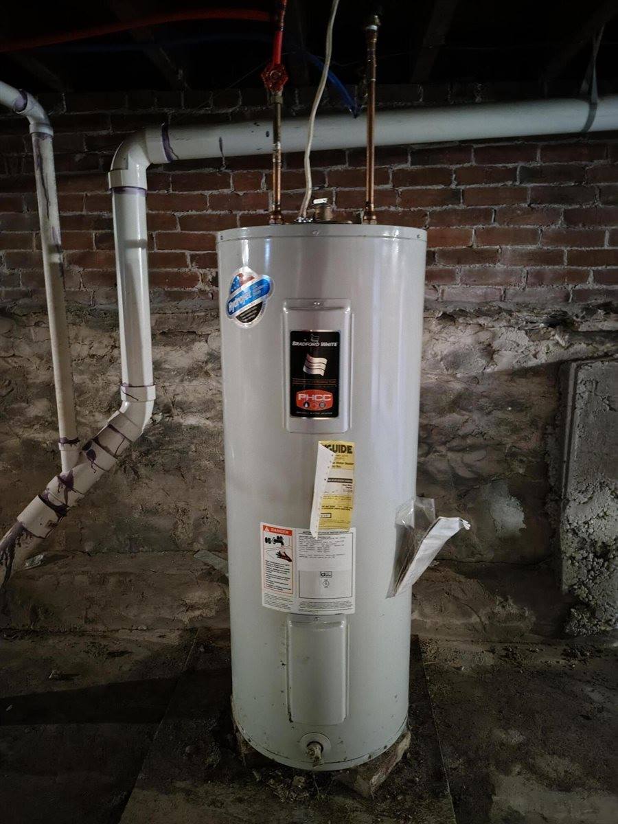 60 West Street, Bangor, ME 04401