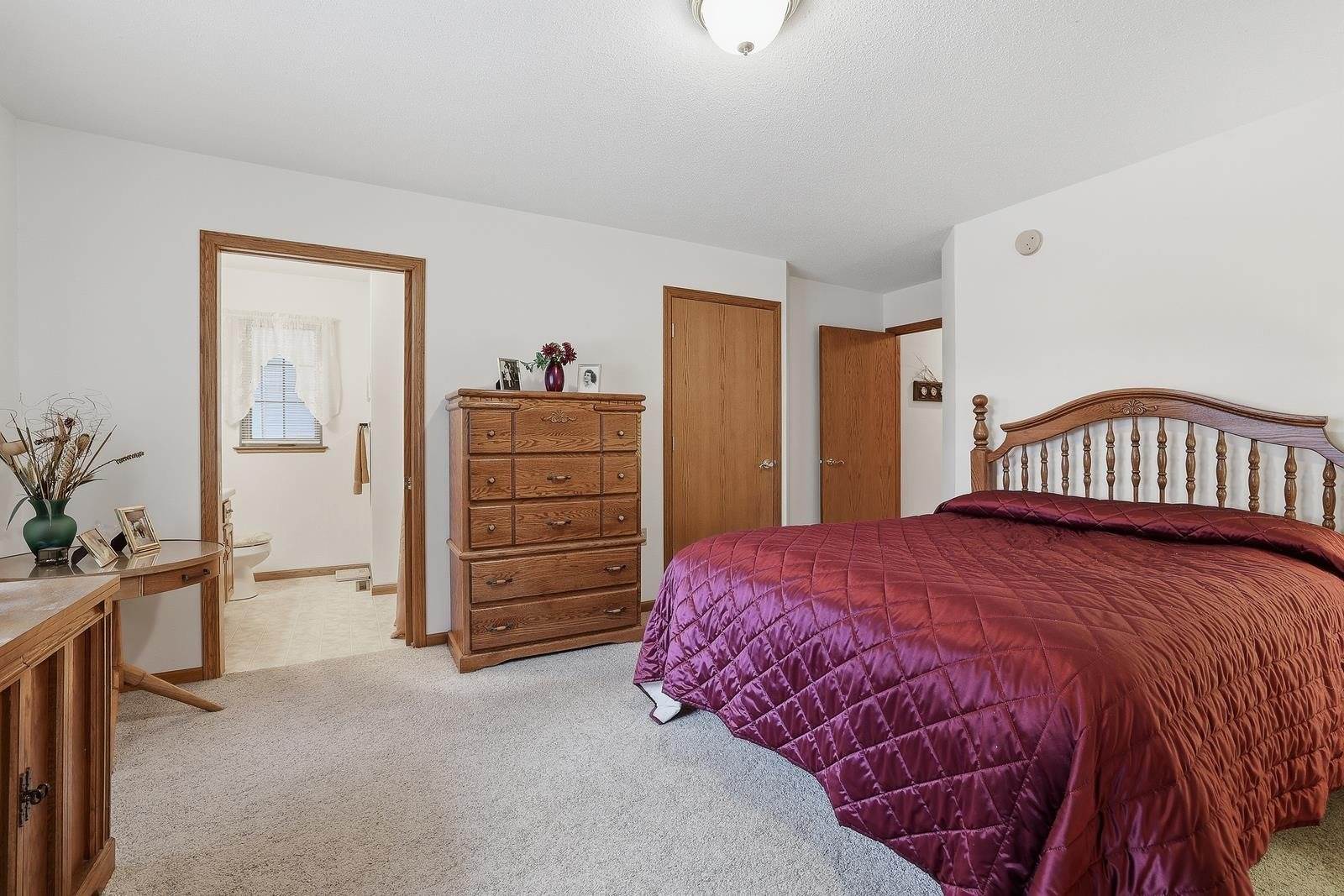 506 N Juno Avenue, Marshfield, WI 54449