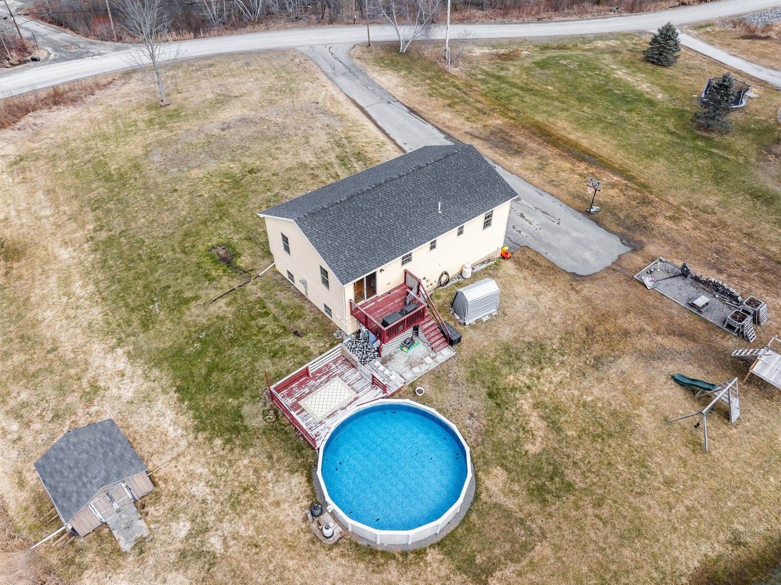 190 Smith Road, Hermon, ME 04401
