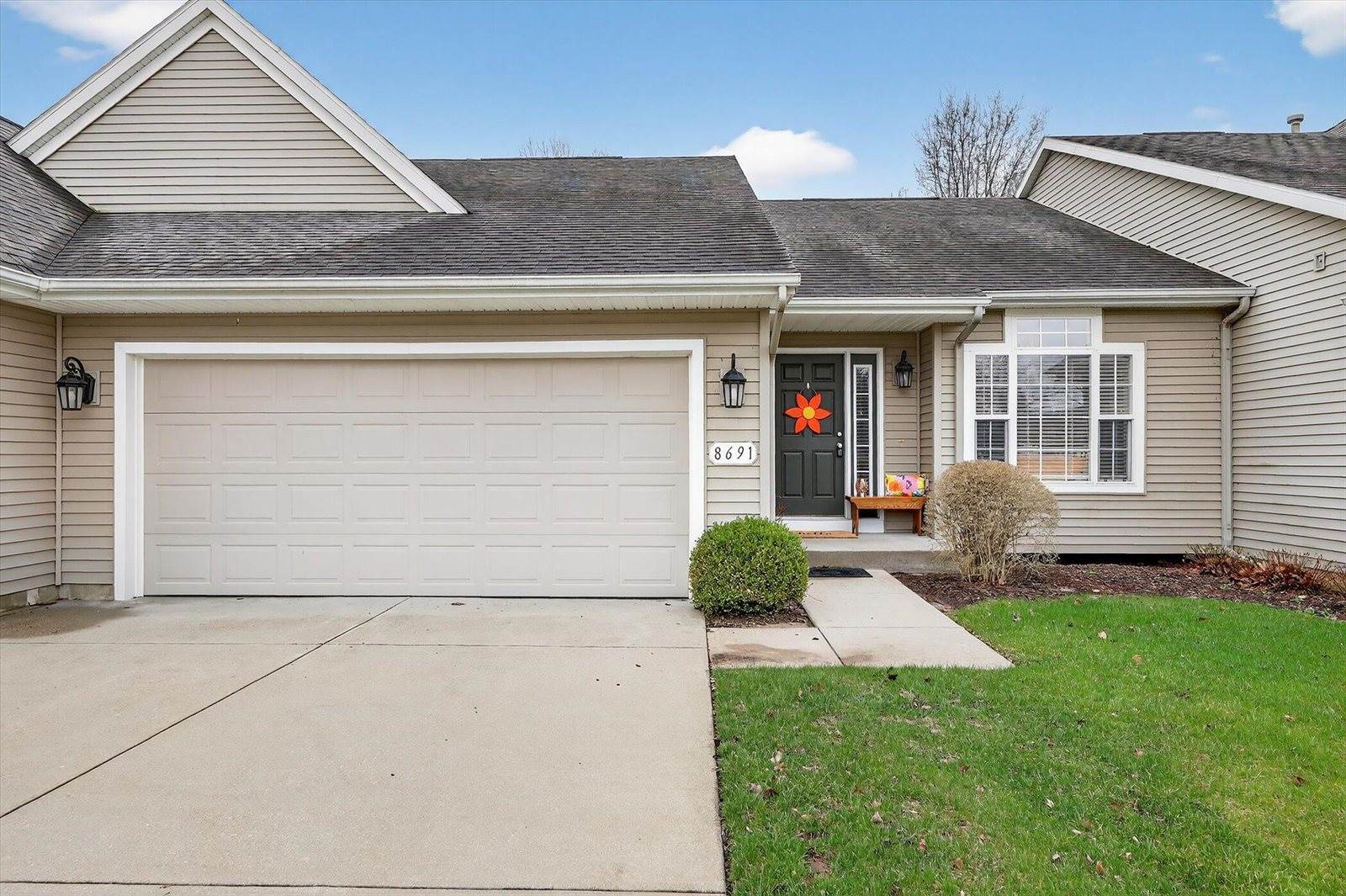 8691 Oakland Hills Circle, #2, Portage, MI 49024