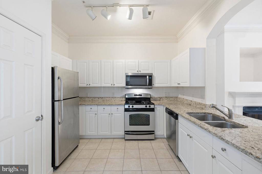 7 Booth Street, #109, Gaithersburg, MD 20878