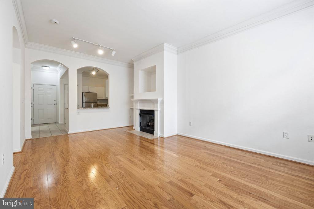 7 Booth Street, #109, Gaithersburg, MD 20878