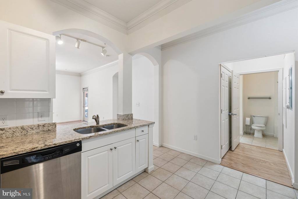 7 Booth Street, #109, Gaithersburg, MD 20878