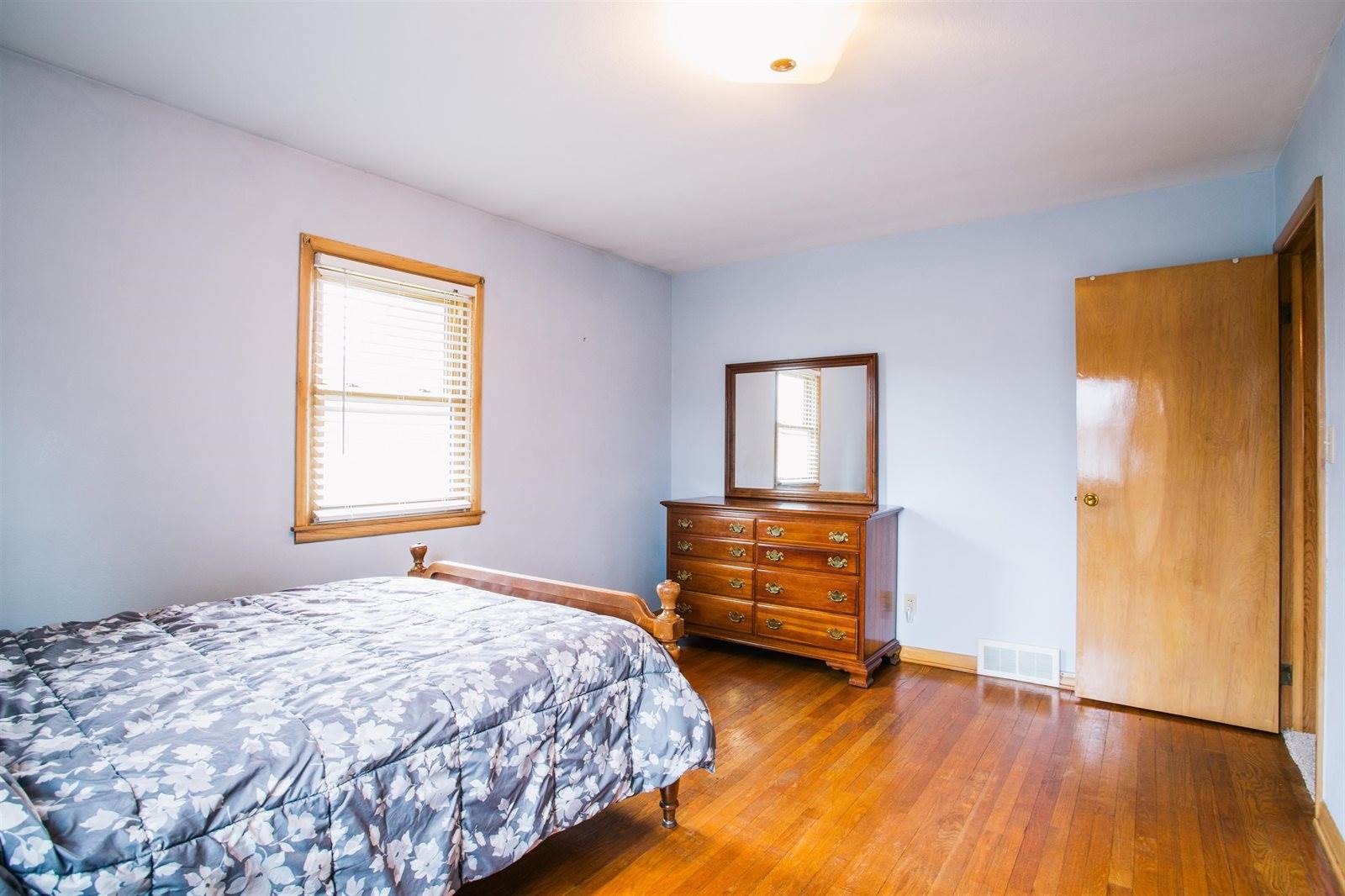 1703 Grand Avenue, Neillsville, WI 54456