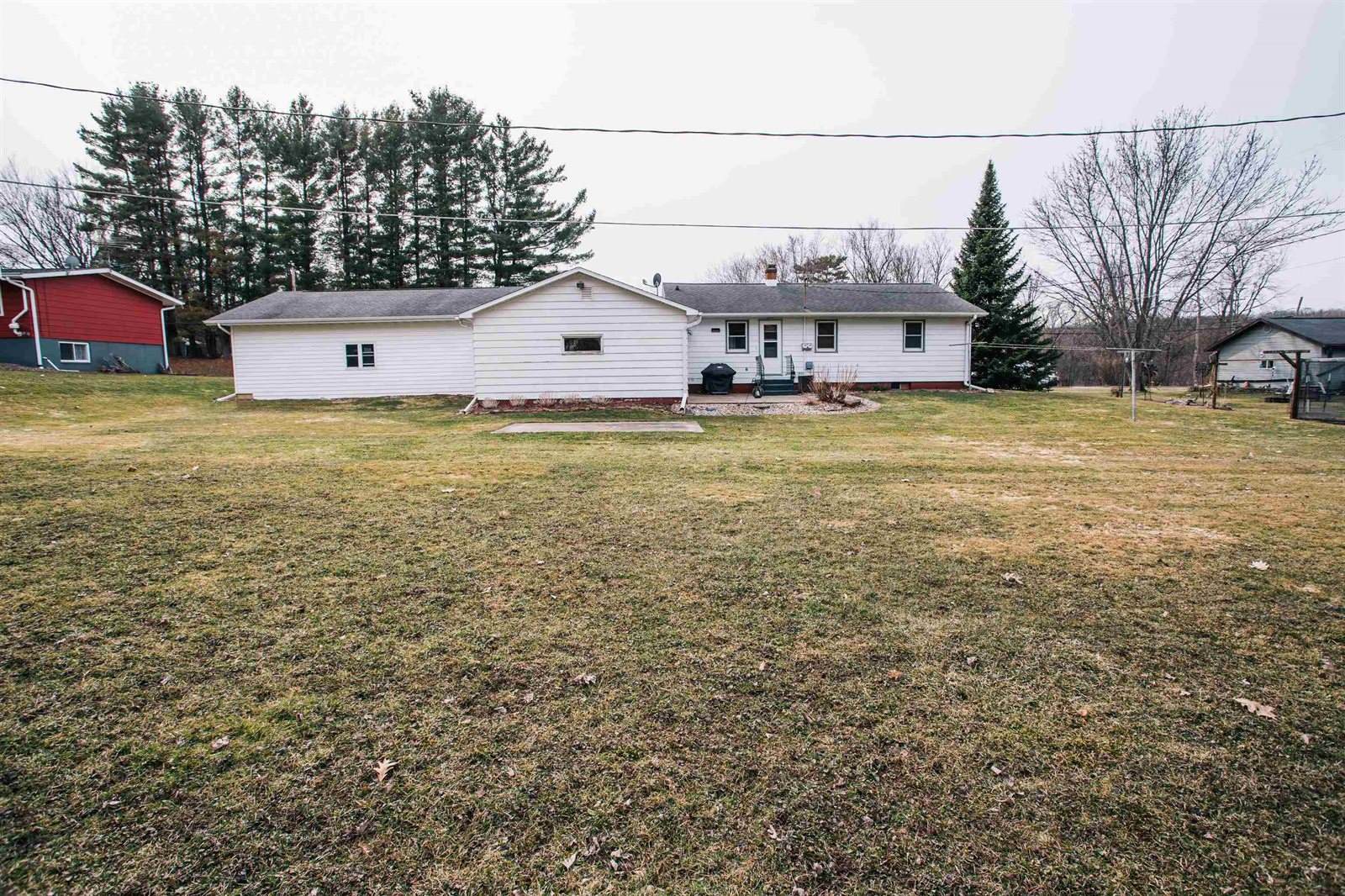 1703 Grand Avenue, Neillsville, WI 54456
