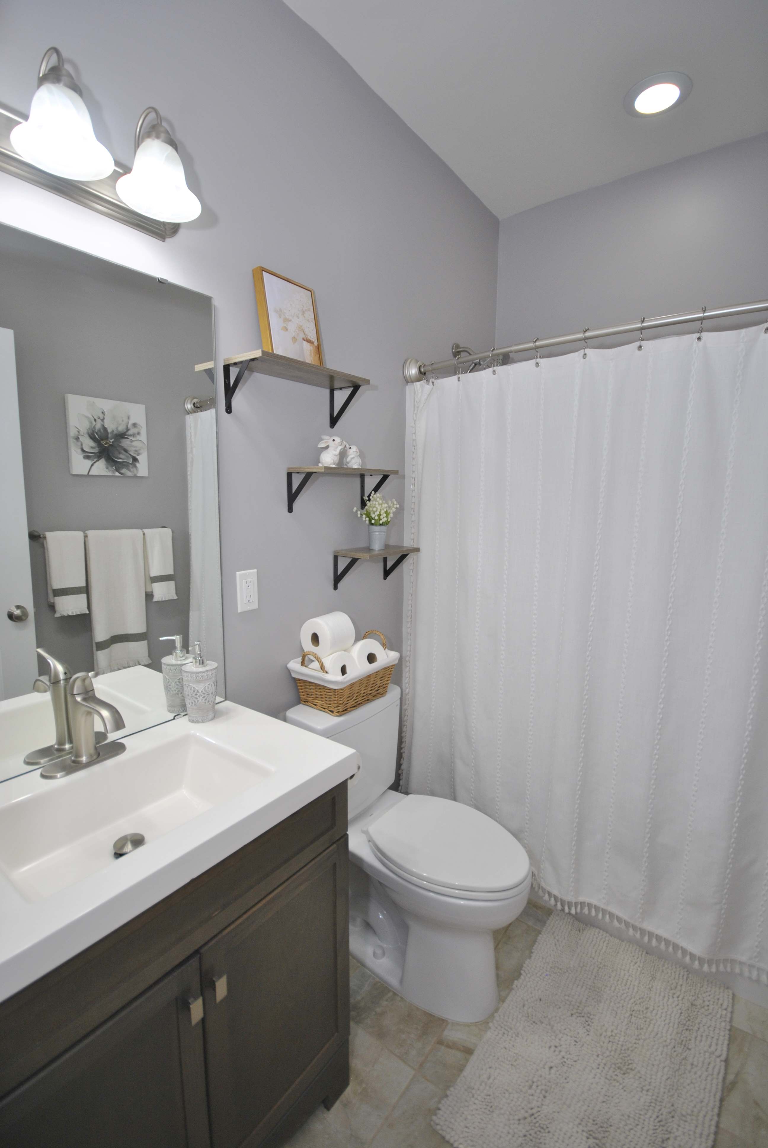 1084 Tori Ct, Forest, VA 24551