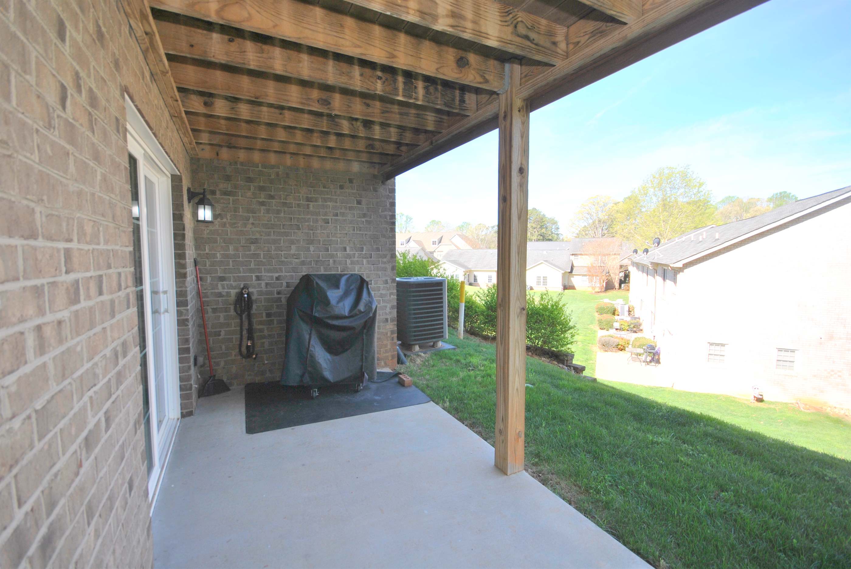 1084 Tori Ct, Forest, VA 24551