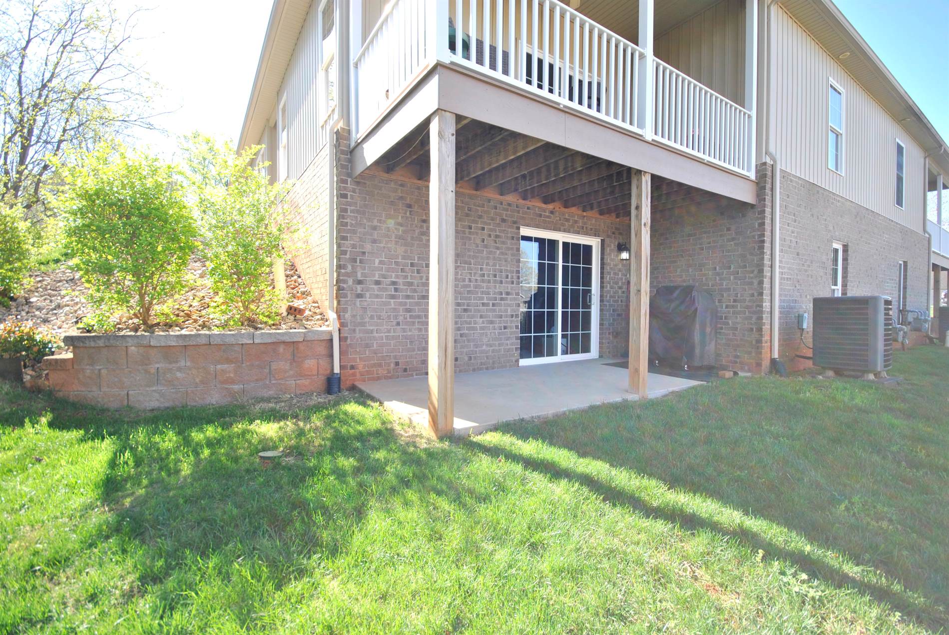 1084 Tori Ct, Forest, VA 24551