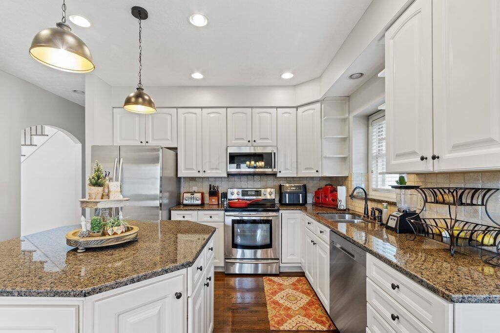 5934 Rocky Shore Drive, Lewis Center, OH 43035