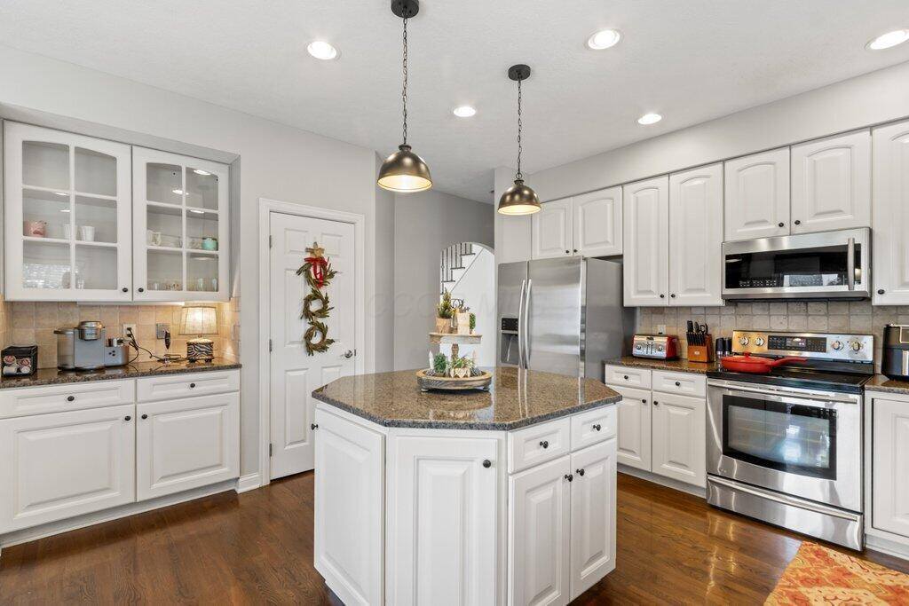 5934 Rocky Shore Drive, Lewis Center, OH 43035