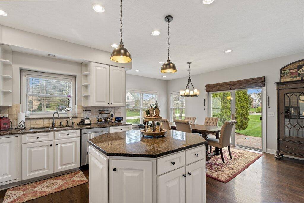 5934 Rocky Shore Drive, Lewis Center, OH 43035