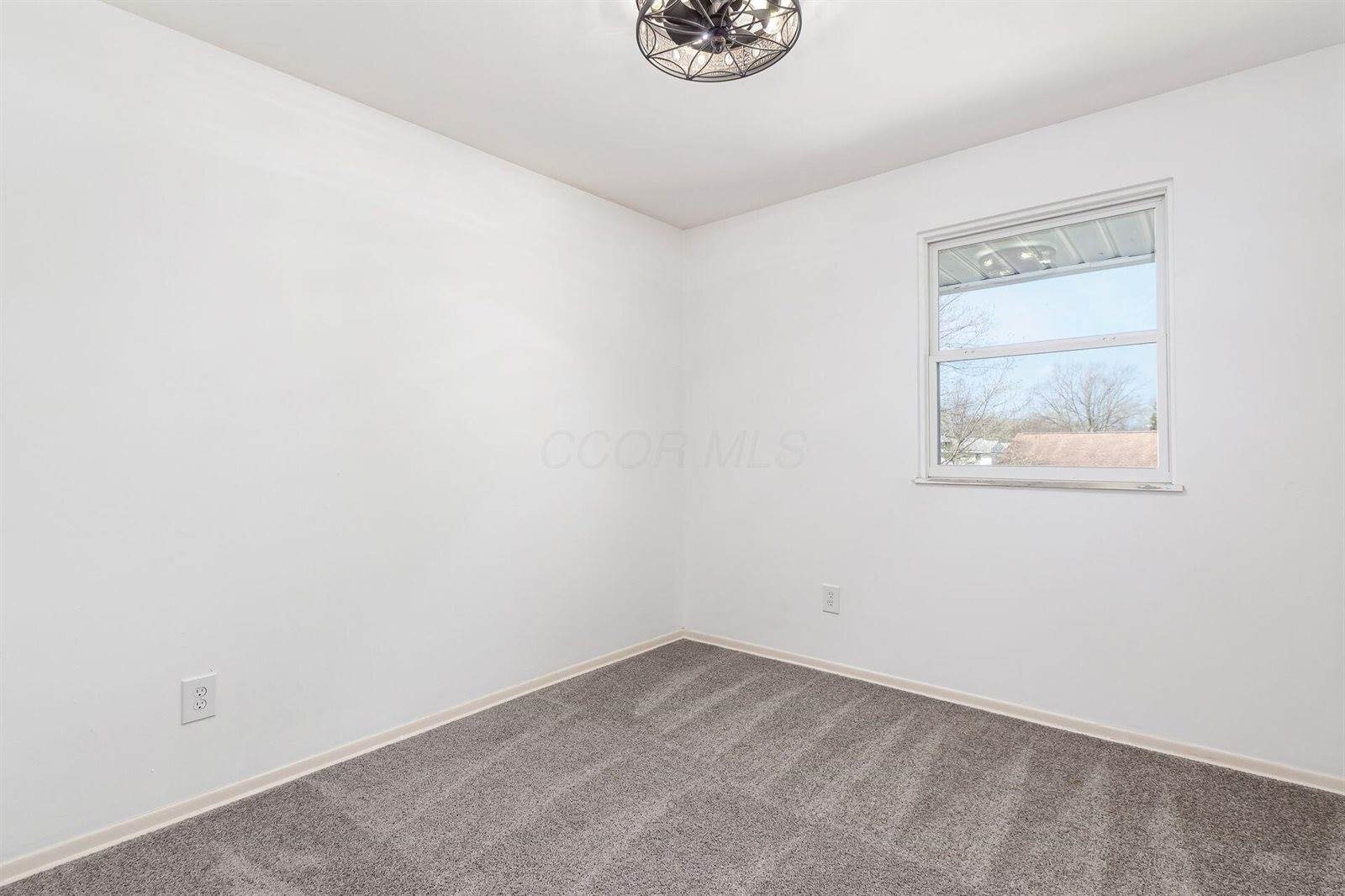 4818 Colonel Perry Drive, Columbus, OH 43229