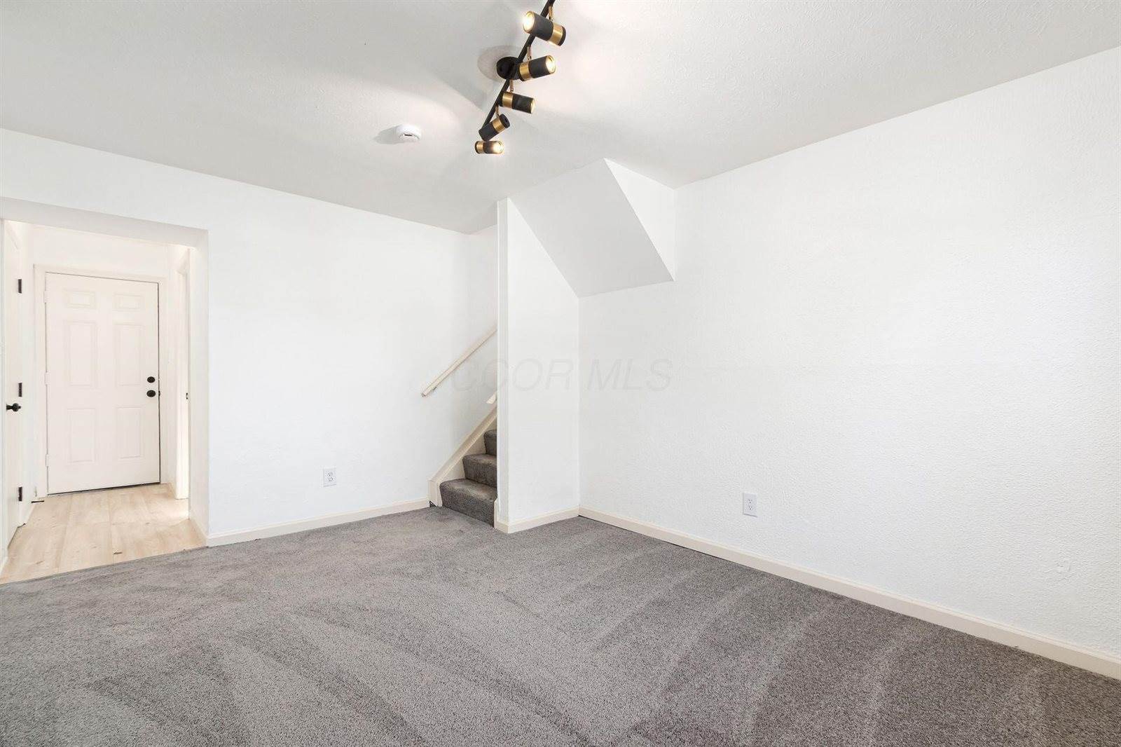 4818 Colonel Perry Drive, Columbus, OH 43229