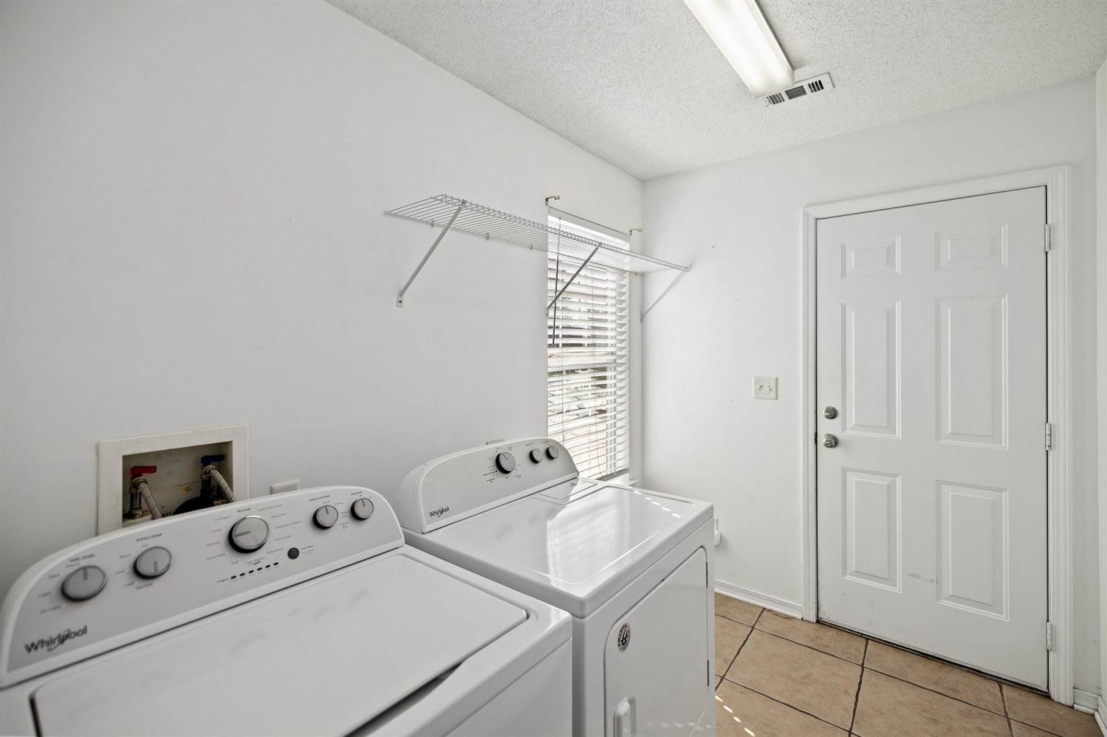 993 Kirkley Court, Fort Walton Beach, FL 32547