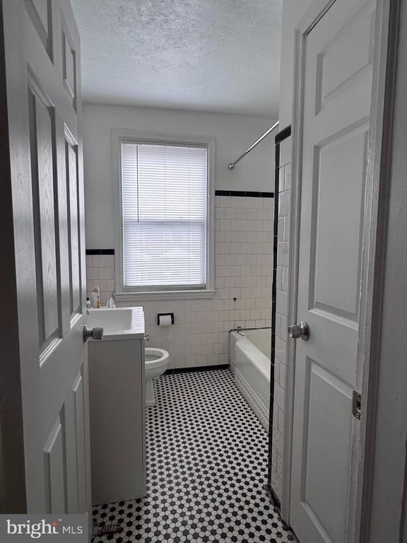 3906 Grantley Road, Baltimore, MD 21215