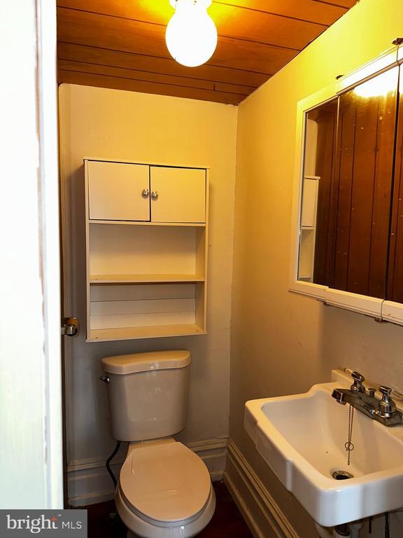 6 North Main Street, Keedysville, MD 21756