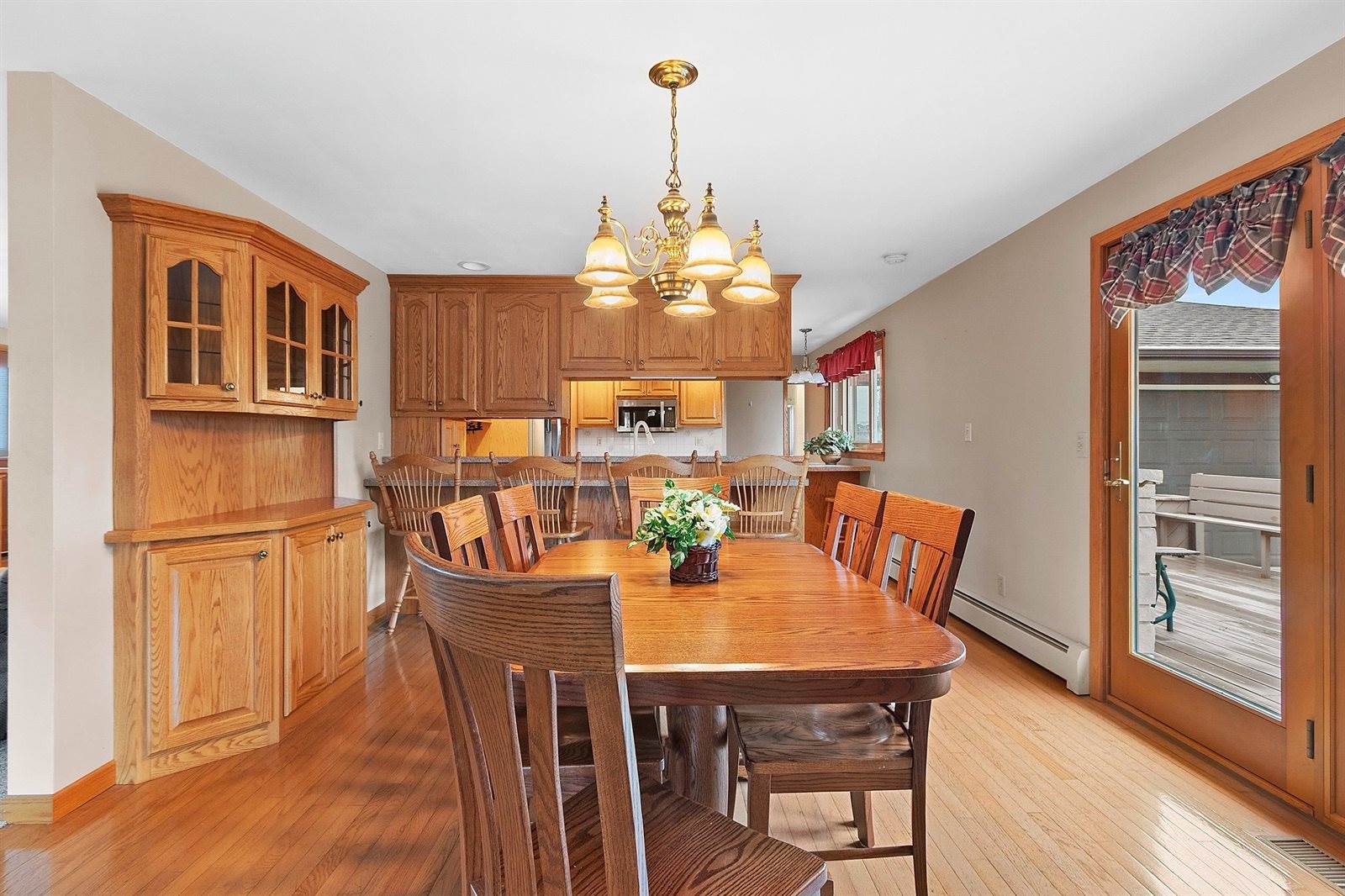 914 South Main Street, Mishicot, WI 54228