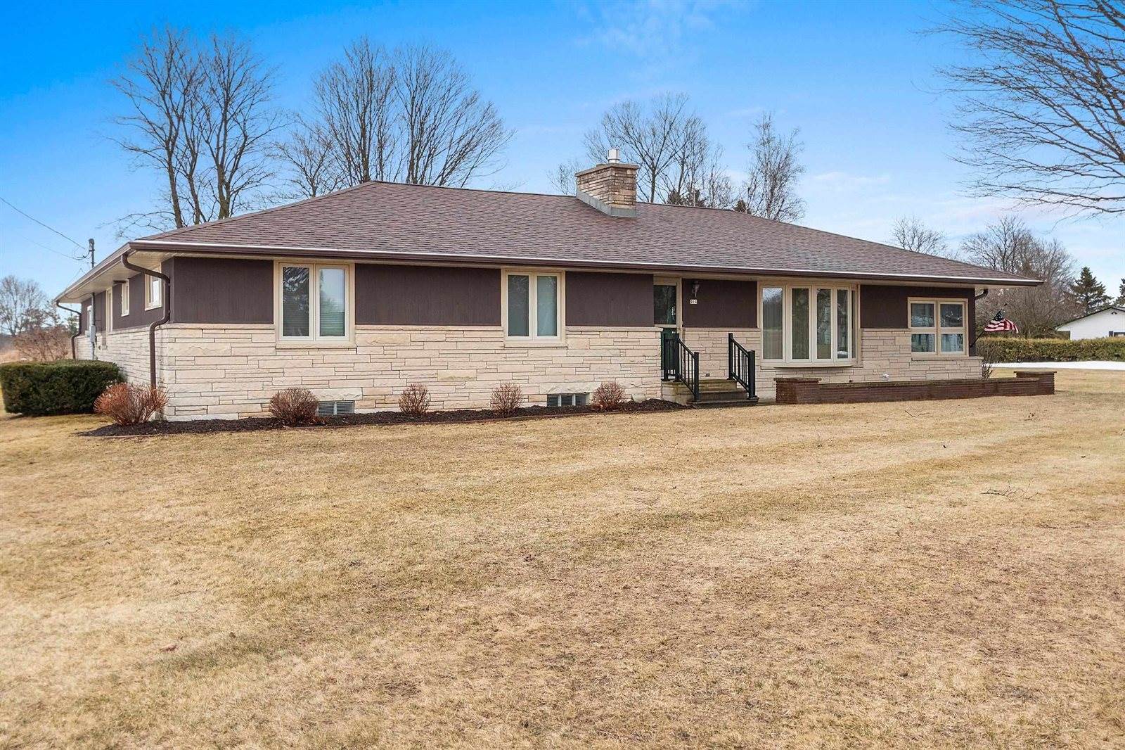 914 South Main Street, Mishicot, WI 54228