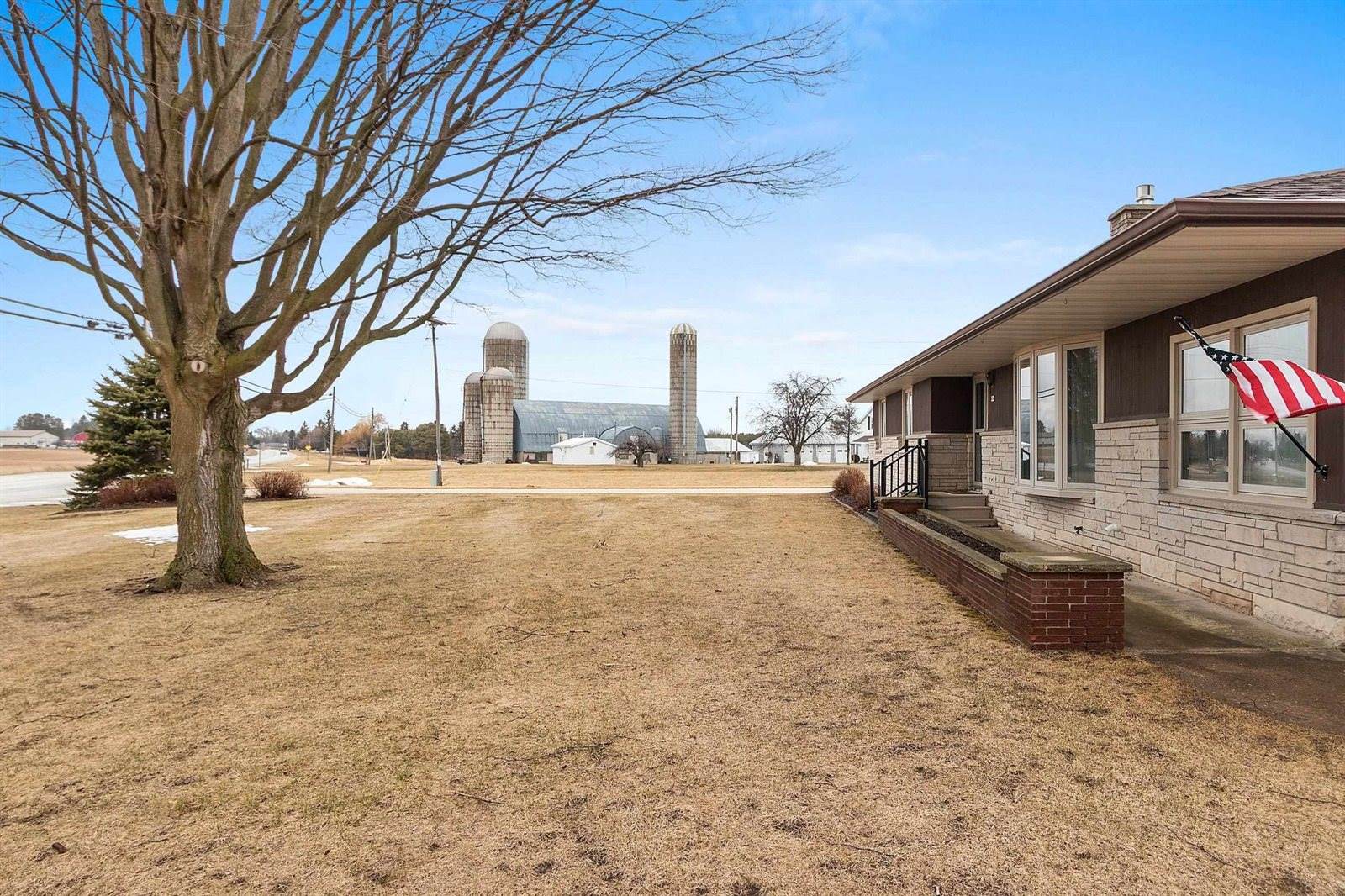 914 South Main Street, Mishicot, WI 54228