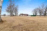 914 South Main Street, Mishicot, WI 54228