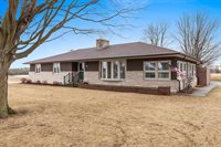 914 South Main Street, Mishicot, WI 54228