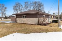 914 South Main Street, Mishicot, WI 54228