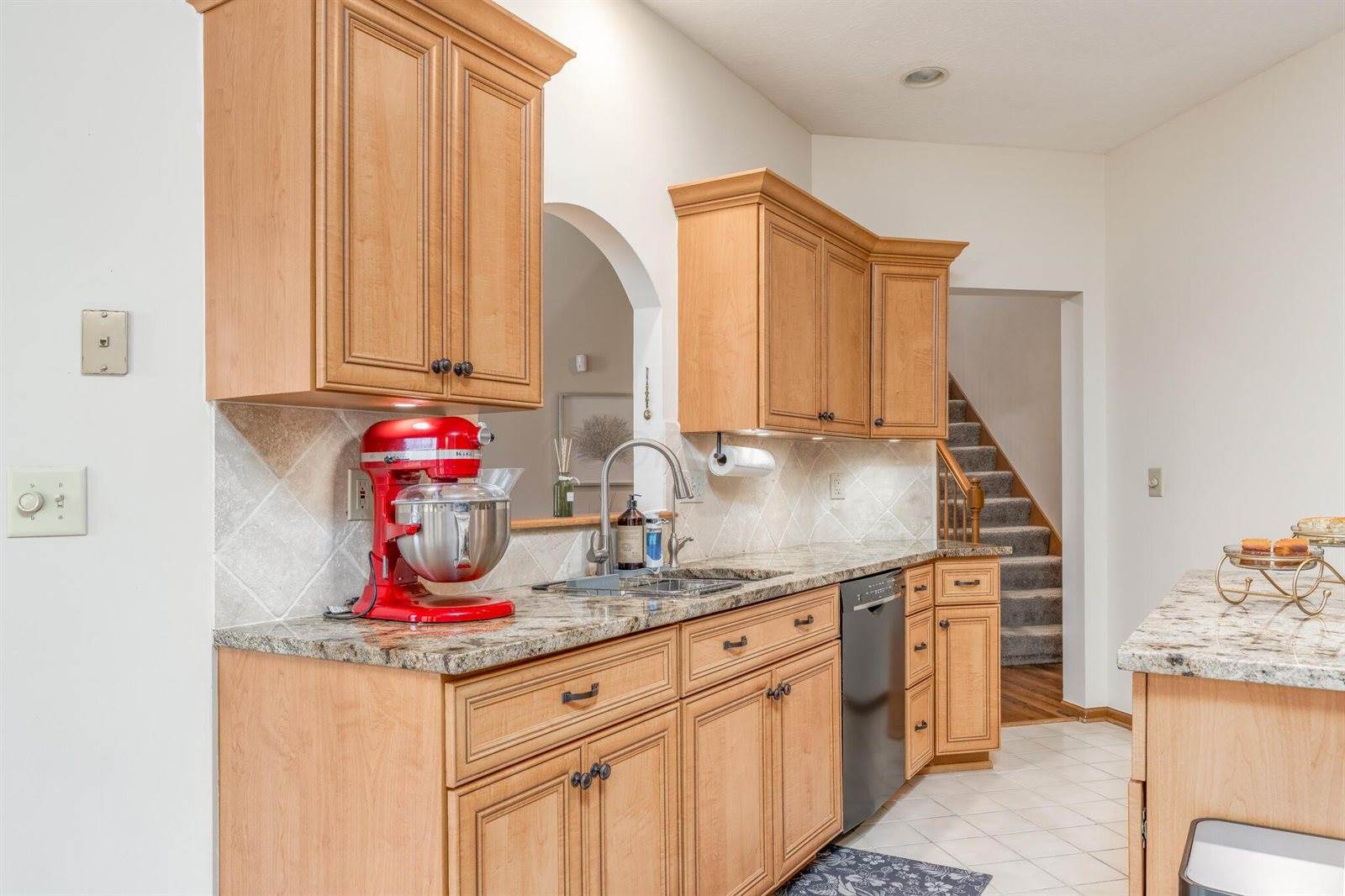 1204 Poppy Hills Drive, Blacklick, OH 43004