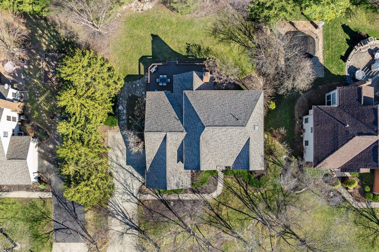 1204 Poppy Hills Drive, Blacklick, OH 43004
