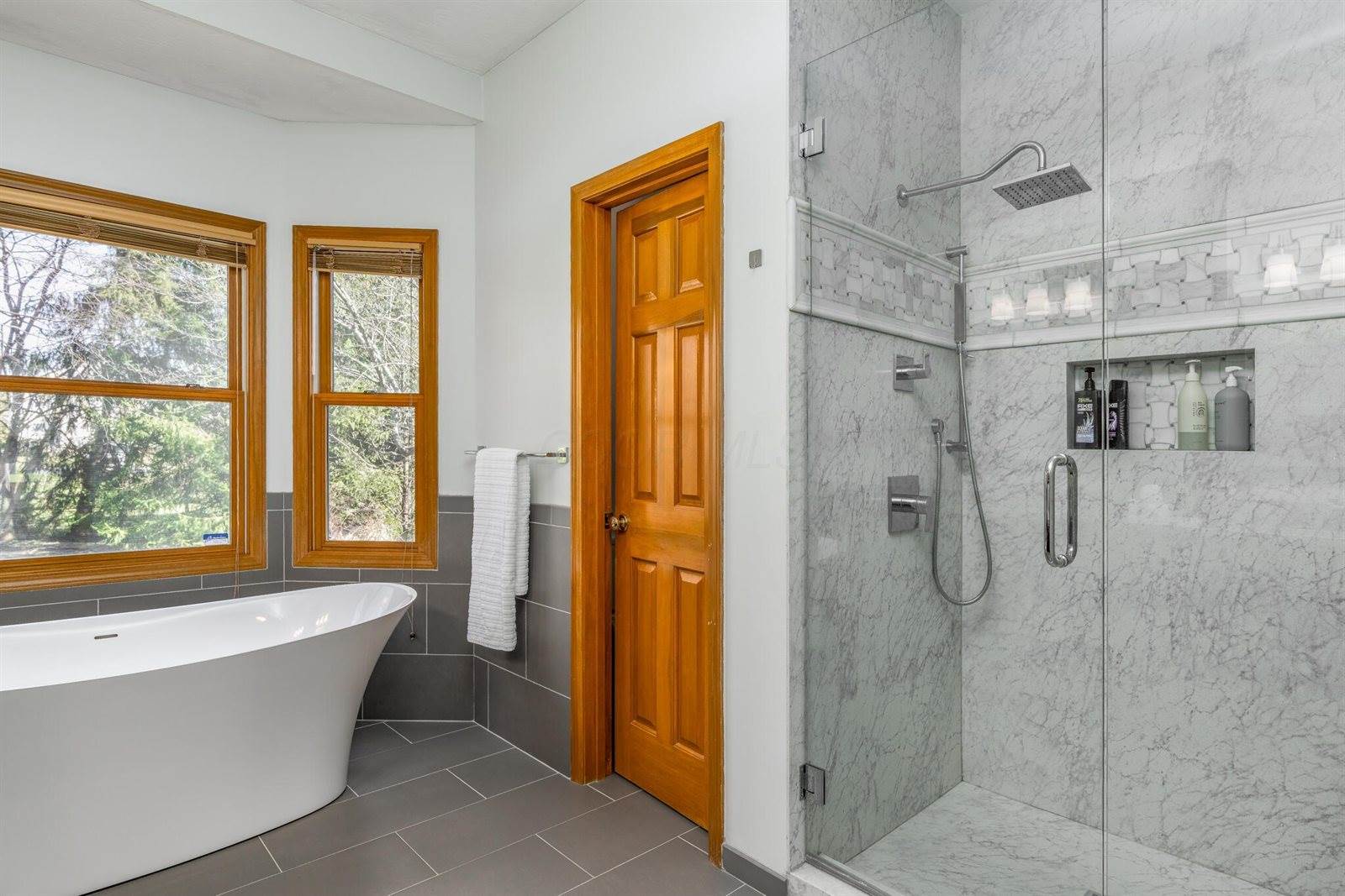 1204 Poppy Hills Drive, Blacklick, OH 43004