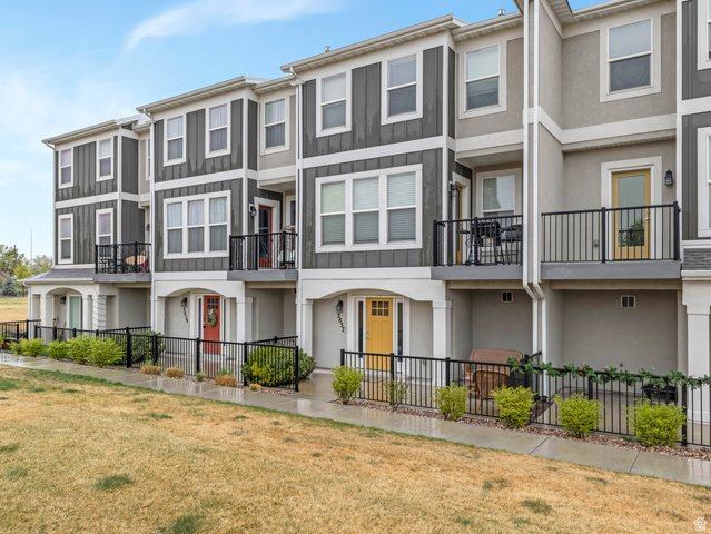 3837 West Cardenden Ln, Taylorsville, UT 84129