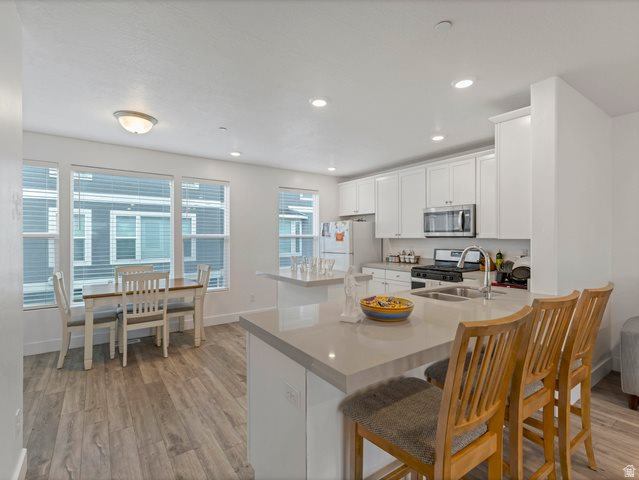 3837 West Cardenden Ln, Taylorsville, UT 84129