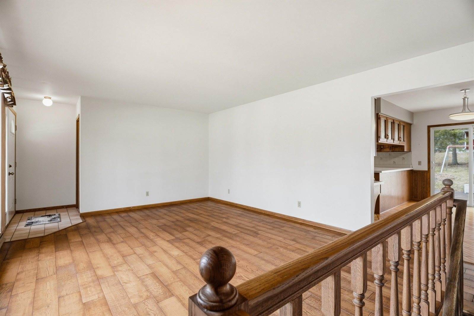 1121 Fairview Drive, Marshfield, WI 54449