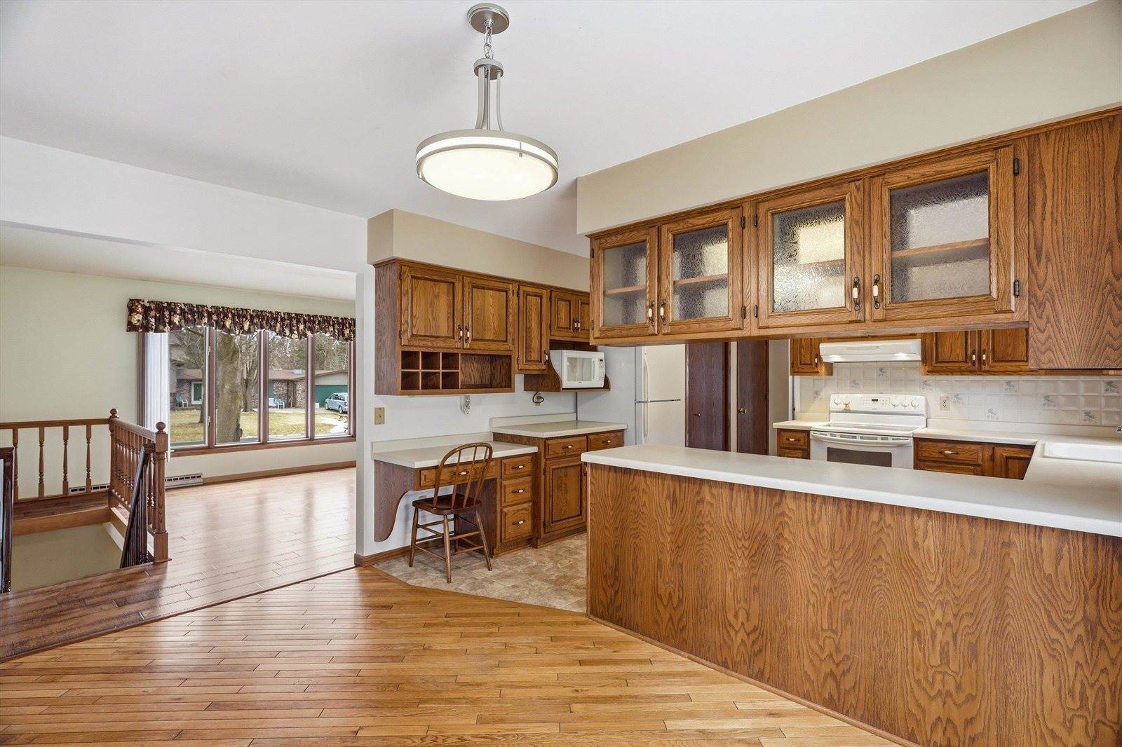 1121 Fairview Drive, Marshfield, WI 54449