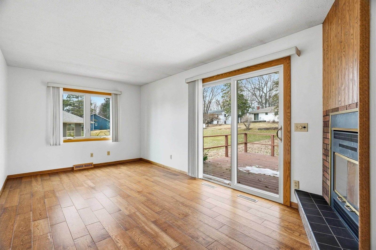 1121 Fairview Drive, Marshfield, WI 54449