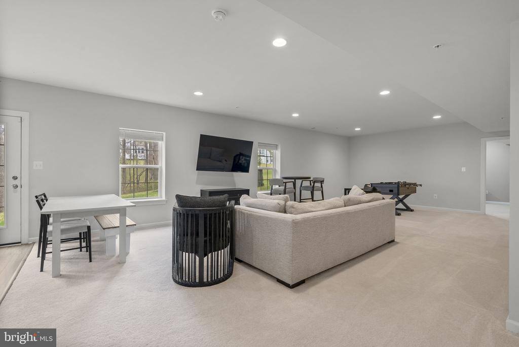 5604 Big Huntingdon Ln, Brandywine, MD 20613