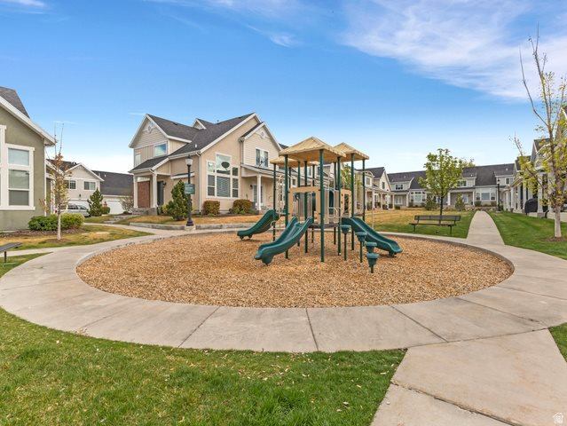 783 East Newfield Dr, Sandy, UT 84094