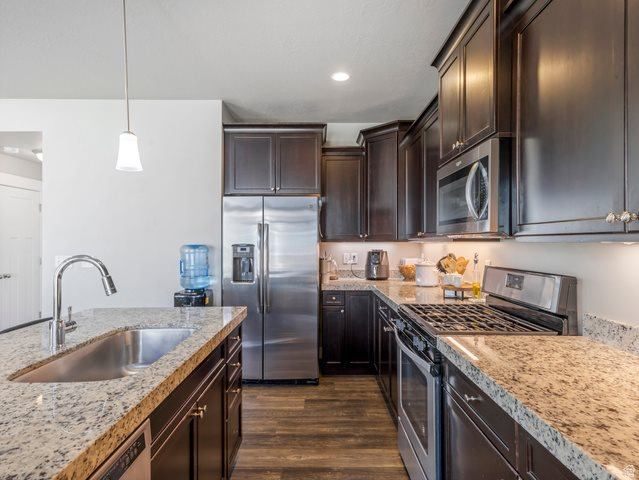 783 East Newfield Dr, Sandy, UT 84094