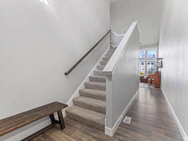 783 East Newfield Dr, Sandy, UT 84094