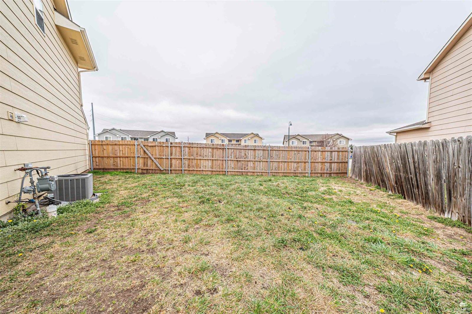 1814 Lydia Lane, Junction City, KS 66441