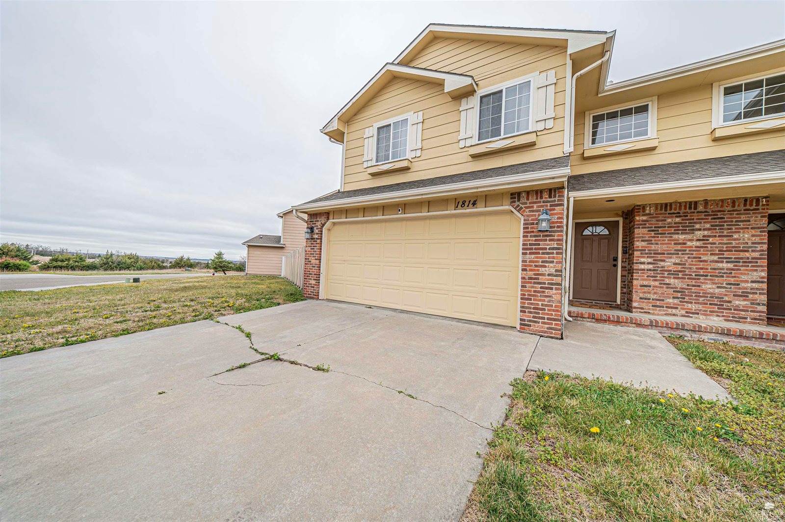 1814 Lydia Lane, Junction City, KS 66441